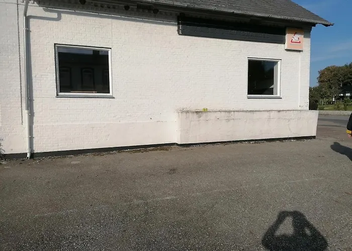 In Kvaers - Kitchen And Ev Charging *